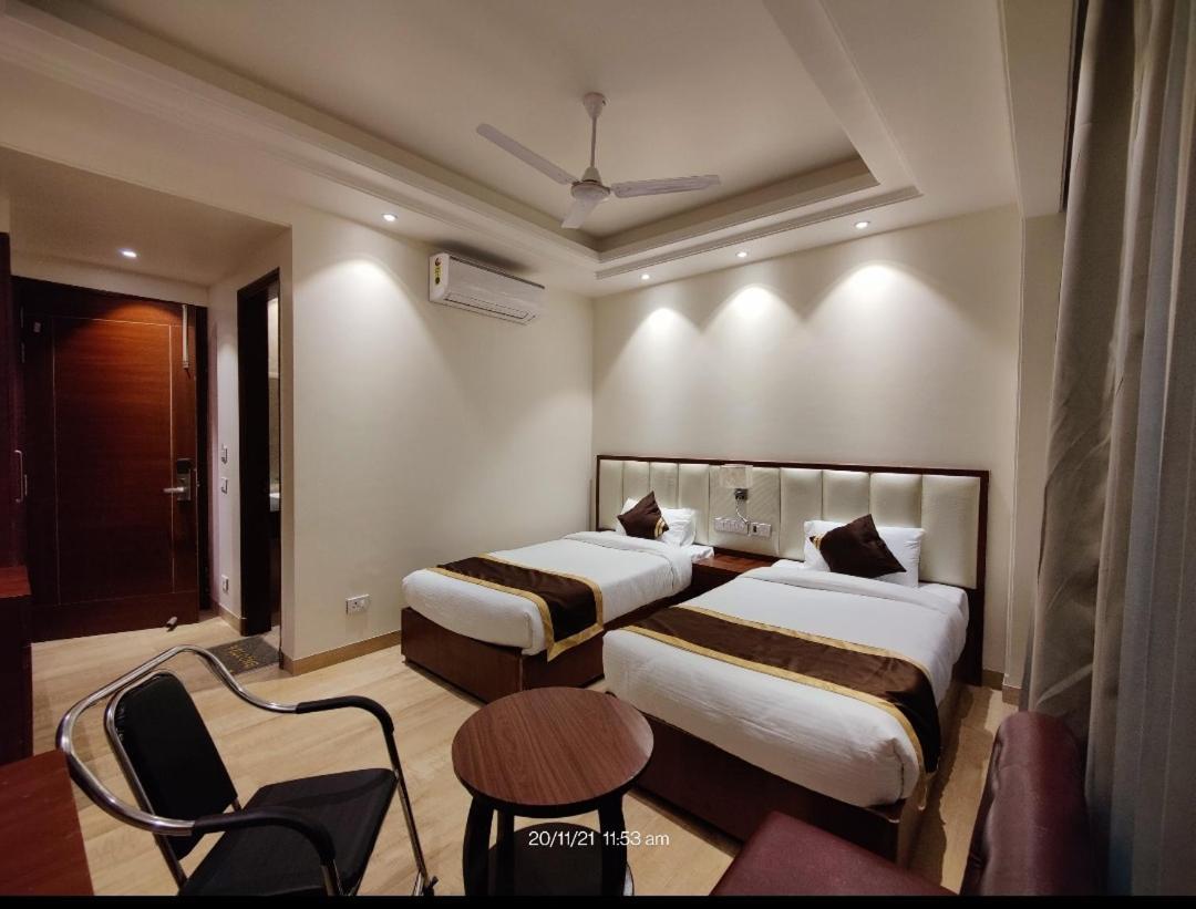 MDS Royal Resort Tulsipur Exterior foto