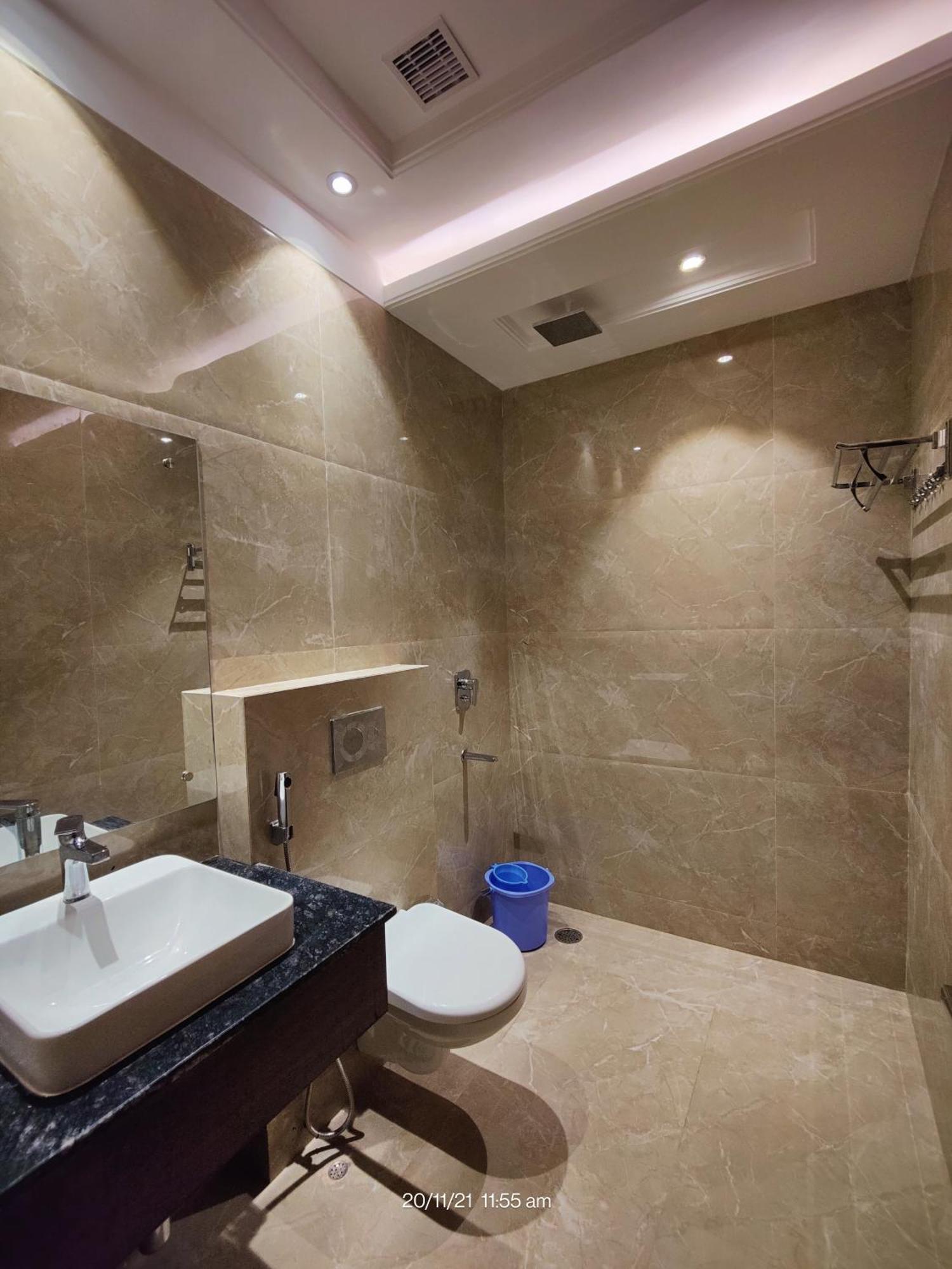 MDS Royal Resort Tulsipur Exterior foto